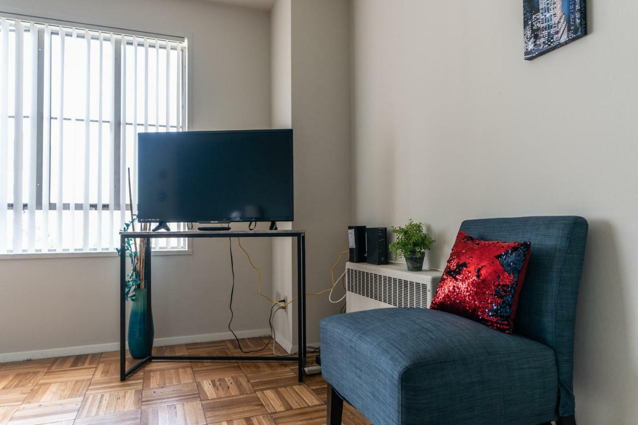 2 Bedroom Condo With A View Near The Grove Лос-Анджелес Экстерьер фото