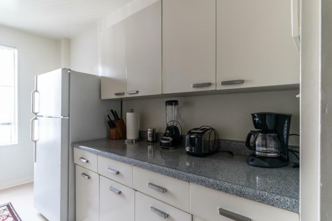2 Bedroom Condo With A View Near The Grove Лос-Анджелес Экстерьер фото