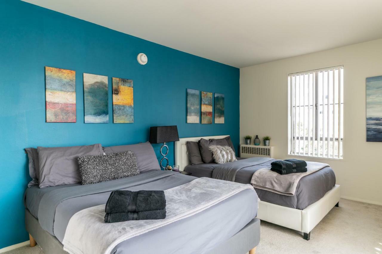 2 Bedroom Condo With A View Near The Grove Лос-Анджелес Экстерьер фото