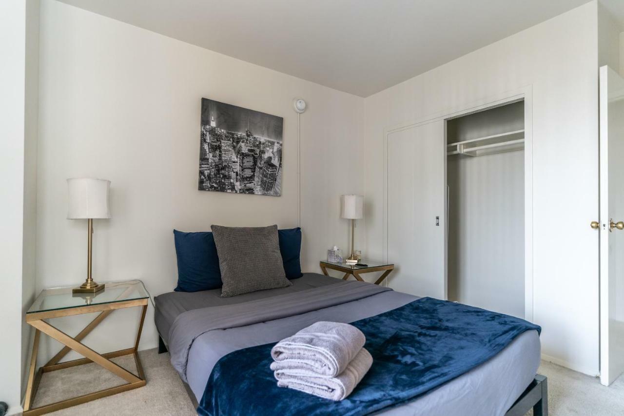 2 Bedroom Condo With A View Near The Grove Лос-Анджелес Экстерьер фото