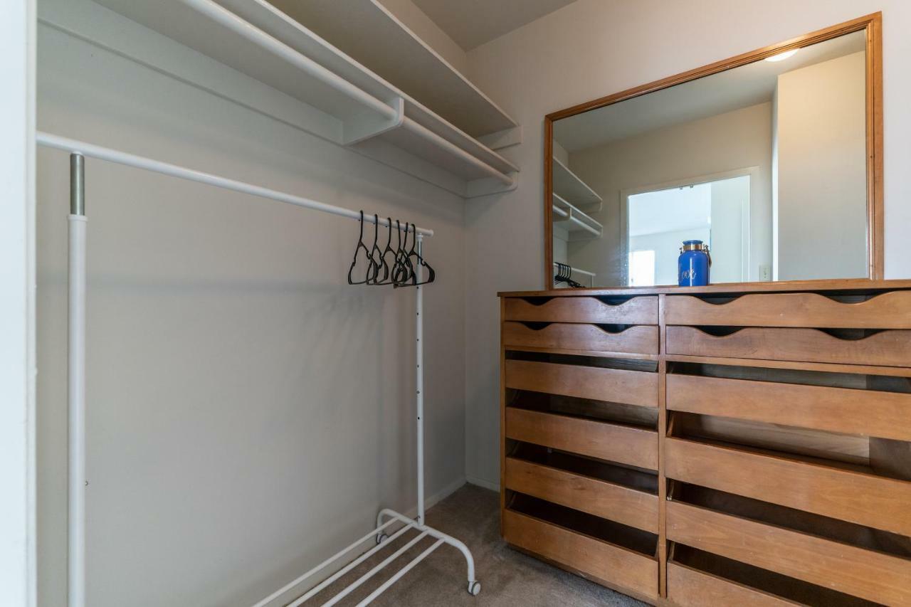 2 Bedroom Condo With A View Near The Grove Лос-Анджелес Экстерьер фото